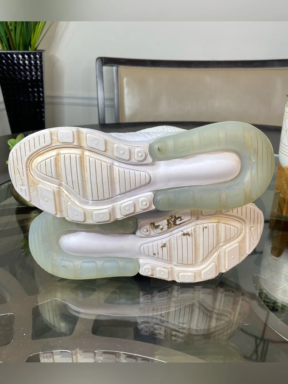 Nike Air Max 270 Triple White Women's Running Shoes Size 4 Youth